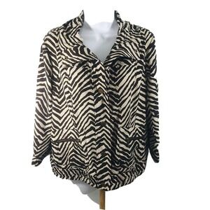 Zenergy By Chicos Jacket size 1 Medium Light Weight Zippered Zebra Print